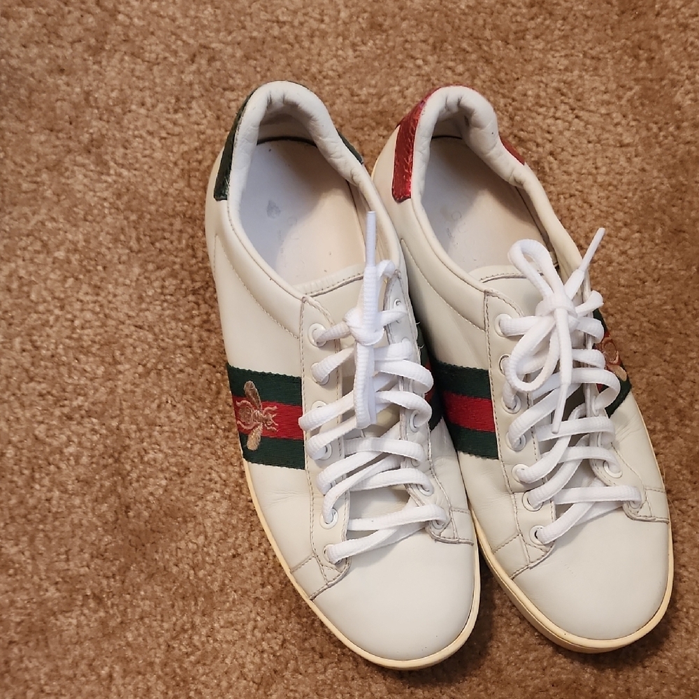 Gucci Ace Bee Sneakers - Picture 16 of 16